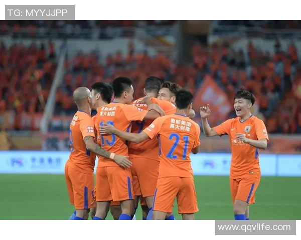 鲁能与栖鸟砂岩精彩对决集锦回顾展现足球魅力与激情瞬间